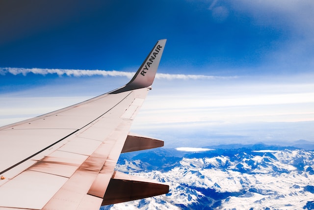 Odszkodowanie za odwołany lot Wizzair – zasady obowiązujące w różnych krajach